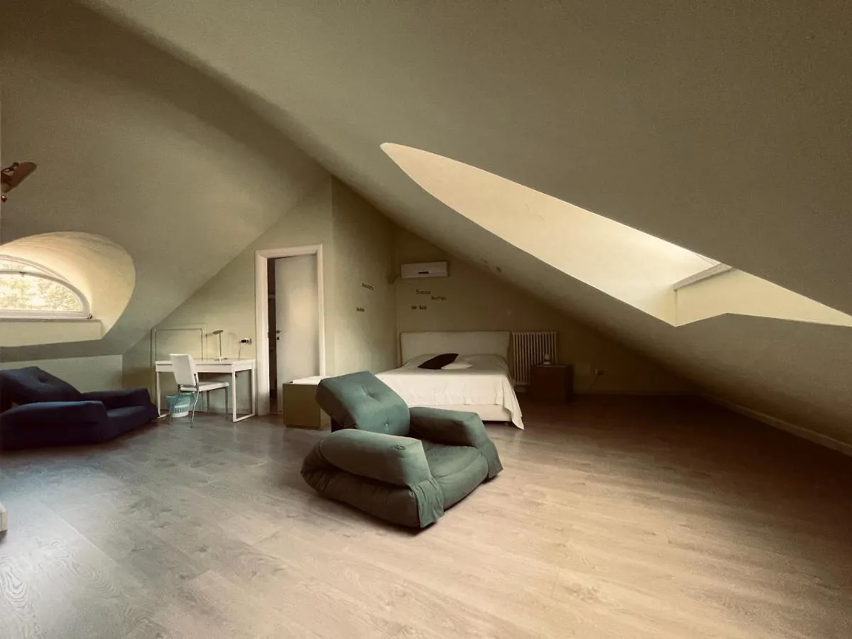 Alojamento de Acomodação e Pequeno-almoço B&B Montebello Lecco Itália